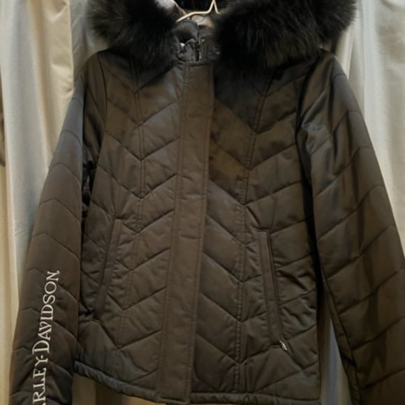 Harley Davidson Quilted Hooded Jacket - Picture 6 of 7